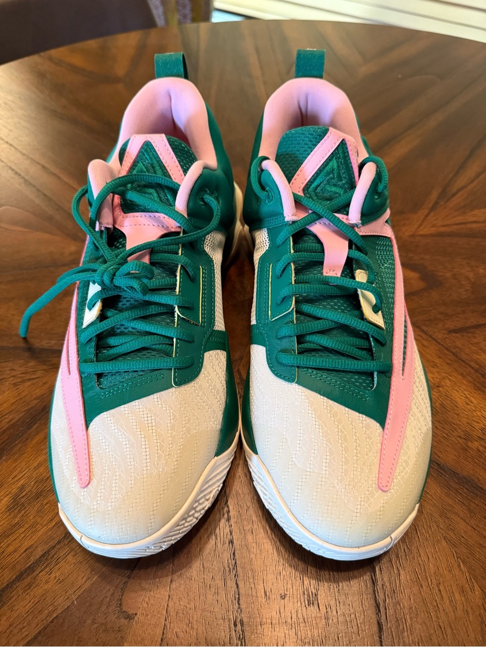 Nike Giannis Immortality Men's 11.5 - Green/Pink